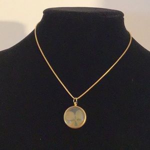 Monet gold tone necklace with 4 leaf clover
